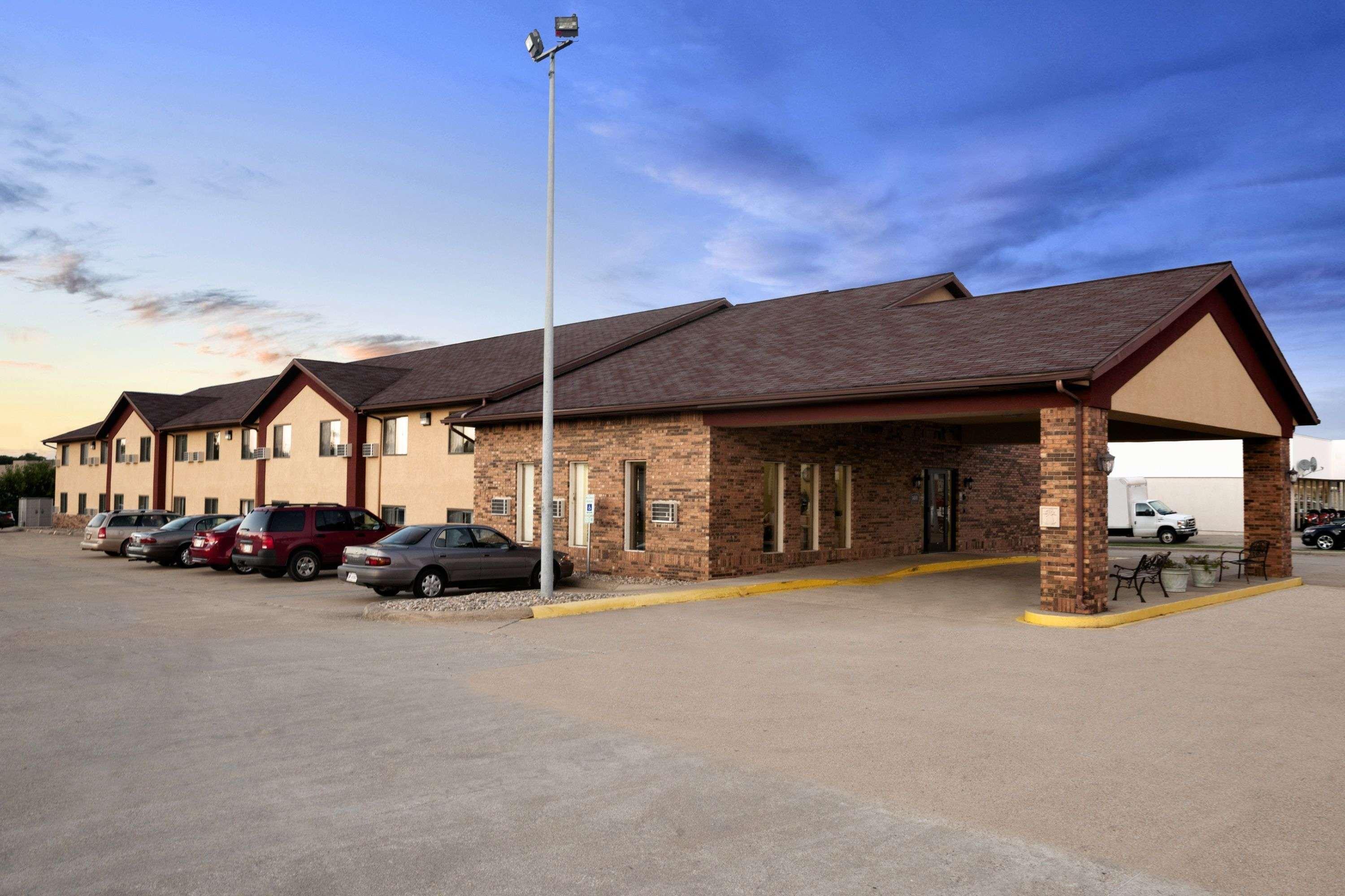 Rodeway Inn Effingham Exterior photo